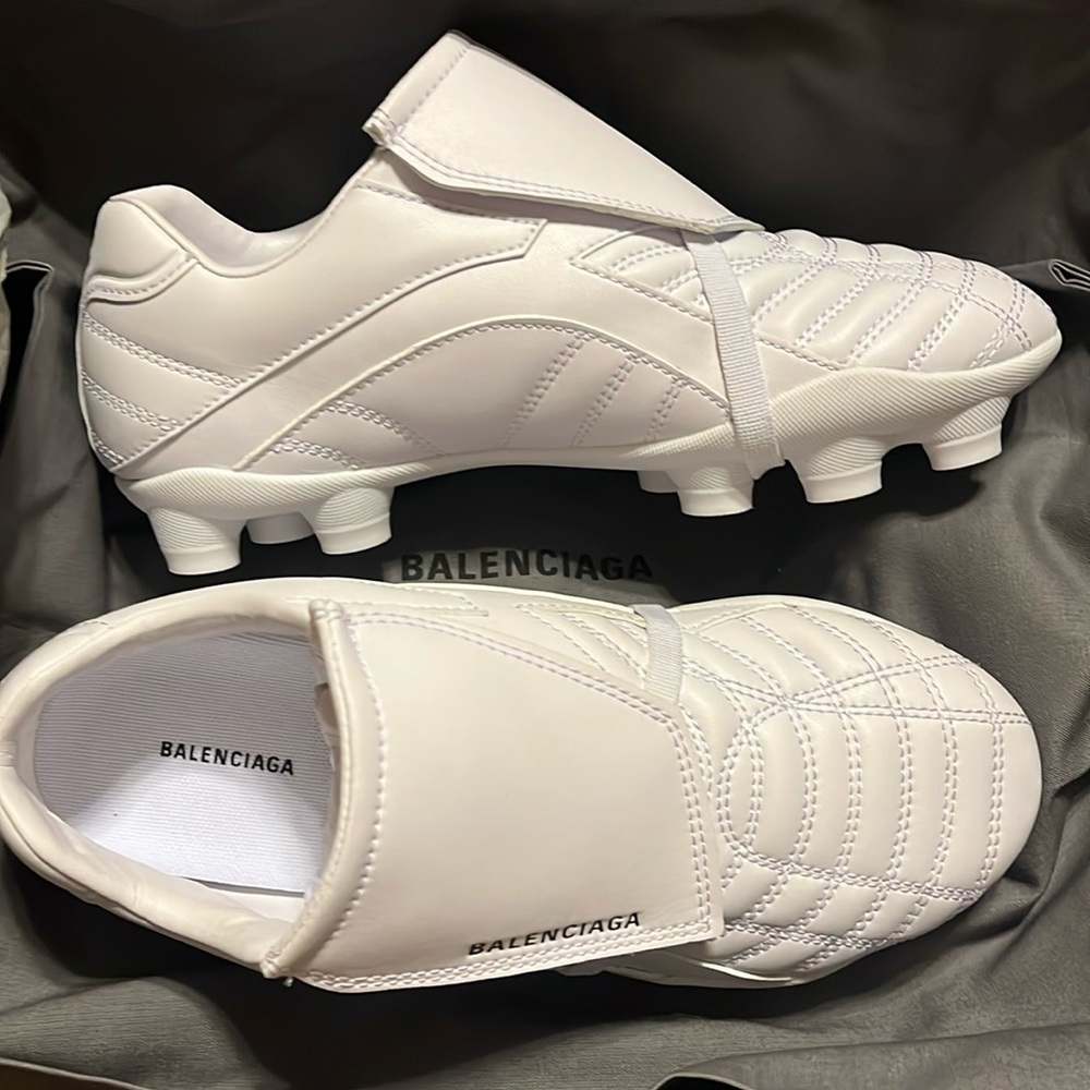 New $790 Balenciaga Women's Soccer Sneakers size 35 - Picture 2 of 12